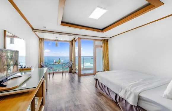 四季海灘旅遊酒店