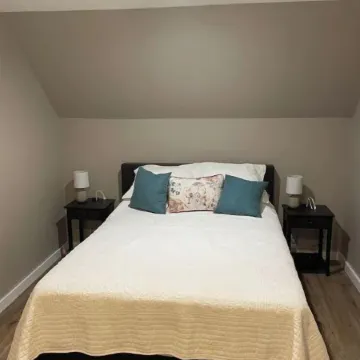 *Newly renovated* guesthouse with beautiful views