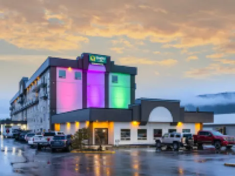 Quality Inn Sunshine Suites Hotels in Terrace