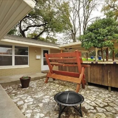 Available!! Hot Spot! Water View of Lake Austin, Across St. From Hula Hut!