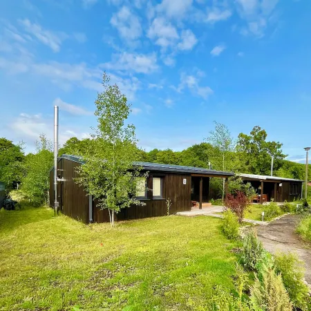 Lovely and modern house with private garden at lake Grimnitz