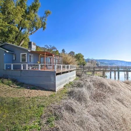 Lakefront Sanctuary w/ Mount Konocti Views