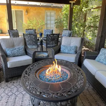 Come Be Our Guests at The Solvang Dolphin House "Delfin Huset"