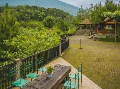 Imah Kayu by Horison Hotel dekat Masjid Baiturrahim Ciloa Kuningan