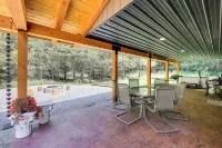 Relax, Reconnect & Explore: Modern Idaho House! Hotels in Bonners Ferry