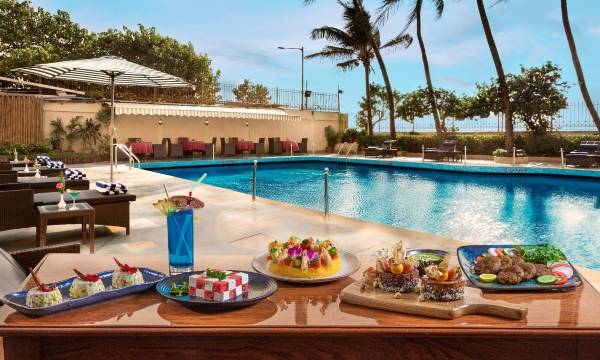 Ramada Plaza by Wyndham Palm Grove