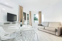 Checkin Bungalows Atlántida Hotels in 