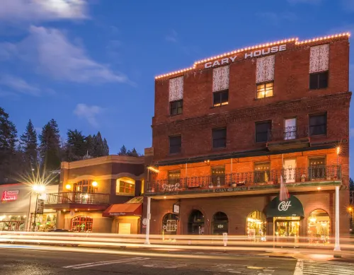 Boutique Retreat in Wine & Gold Country Hotel di Placerville