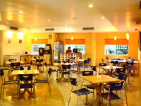 Ginger Pune - Pimpri Hotels in Pune