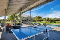 Coplan Vineyards by AvantStay 10-Acre Estate w Pool Spa Bocce Designer Interiors