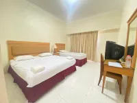 Lilianto Hotel Polewali Mitra RedDoorz ポレワリのホテル