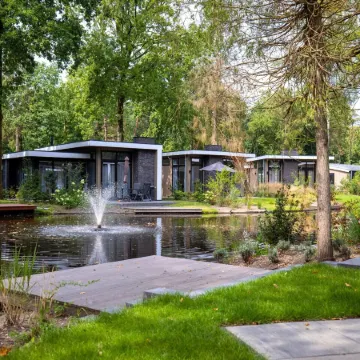 Spacious Villa in Hoenderloo