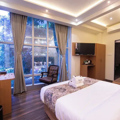 Hotel Afotel Mumbai-Near International Airport Отели рядом с достопримечательностью «Мумбай - центр города»