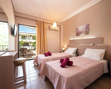 Prestige Holiday Apartments 科斯酒店