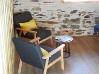 Charming stone bedroom, nature & calm Les Secrets de la Nature estate Hotels in Savignac-Lédrier
