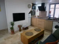 Cosy studio in the heart of the village of Chazay Hotels in Chazay-d'Azergues