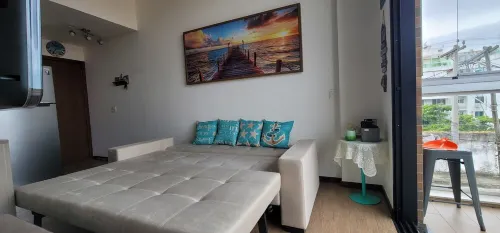 Cozy Loft (Oceanview)