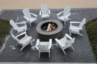 2025 Special! Private Beach; Garage Bar; Near WI Dells; King Beds, Massage Chair