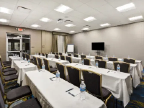 Homewood Suites by Hilton Warren Detroit Hotels in Warren