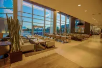 Hilton Pilar - breakfast
