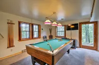 Family-Friendly Massanutten Log Home w/ Views! - 3-Star