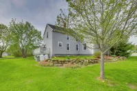 Rockland Home w/ Deck 5 Mins to Historic Downtown! - 3-Star