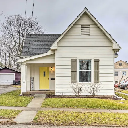 Charming Greencastle Home < 1 Mi to Depauw!