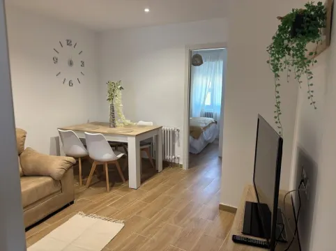 Cris and Mía's little apartment