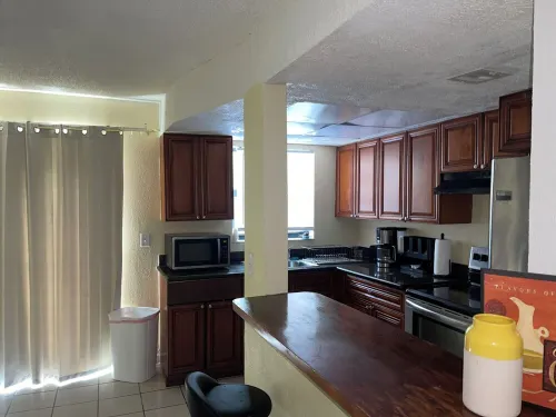 Rest Up and Relax 2BDRM/King Bed Hotels in Lauderhill