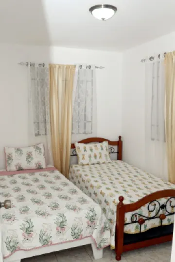 Cheerful 3-bedroom home close to lakes and beaches between Nagua and Cabrera