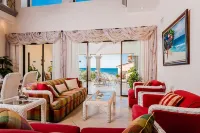 Tamarindo Beach Penthouse with Private Jacuzzi and A/C