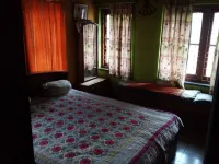 2BHK Homely Apartment in South Kolkata. Hotels in 