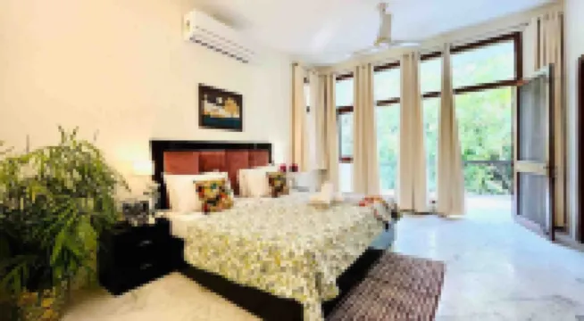 BluO 2BHK Panchsheel Enclave -Balcony, Parking