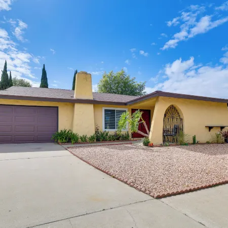 Spacious Oceanside Family Home w/ Fenced-in Yard