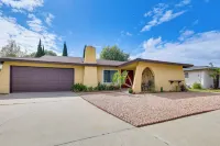 Spacious Oceanside Family Home w/ Fenced-in Yard - Homestays