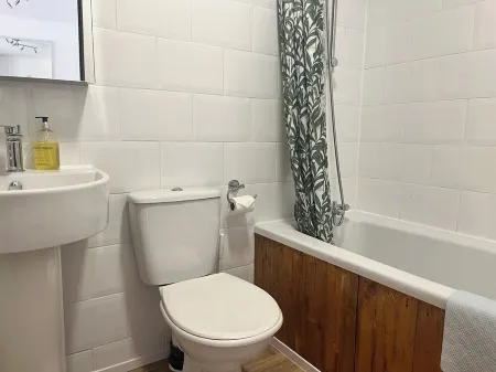 Tranquil One Bedroom countryside retreat Отели в г. Хоршем