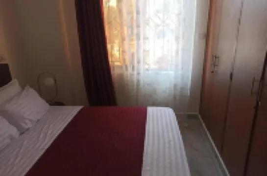 Classy one bedroom apartments - only 300 meters from the highway