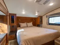 Luxury RV Retreat wd Firepit and Grille– Serene Wooded Stay Near Red River Gorge Hotels in Powell County