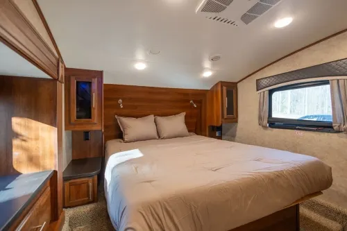 Luxury RV Retreat wd Firepit and Grille– Serene Wooded Stay Near Red River Gorge
