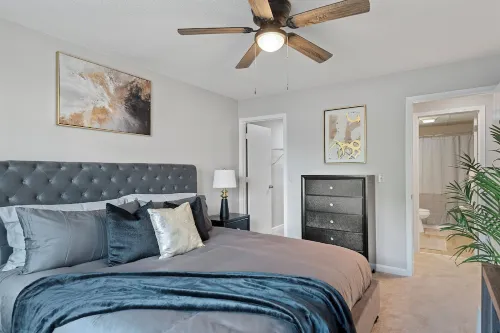 Brand New! Modern 1BD,1BA Hidden Gem w/King Bed, Patio, Fast WiFi & Free Parking