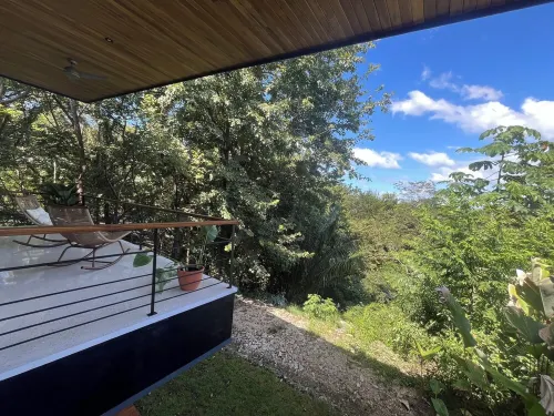 BRAND NEW 3-bedroom Jungle Villa in Santa Teresa with WiFi, AC