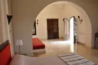 Dar Almassa is a Riad Paradisiac with its swimming pool and 60m² suites. Hotels near Haunted house Djerba