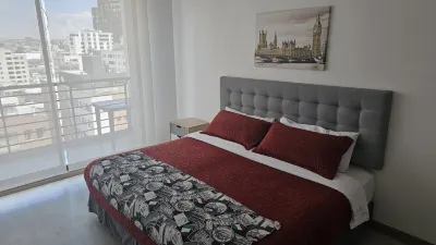 Luxury Residence Suites 2 BedRoom Condo Modern Pool GyM  Sauna Rooftop Hotel a 