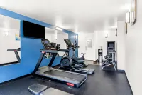 Comfort Inn University - Gym