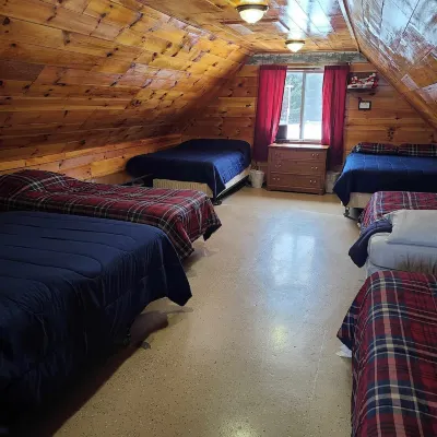 Loon Camp - Sleeps 1 to 12 - Direct Snowmobile and Atv Trail Access!