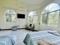 Ocean-View Villa in Cerromar • Private Pool • 5 Min to El Tunco Surf City