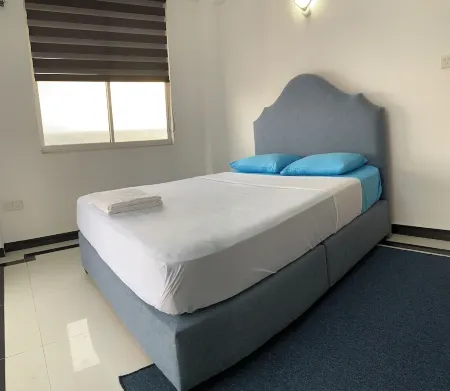 Family and Divers friendly luxury apartment. Beach & resort style restaurants