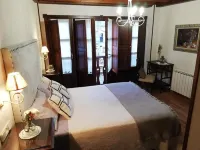 Doña Leonor's Quintana, Hotels in Parres