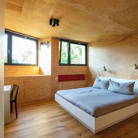 Große Wohnung mit Loggia Direkt im Naturschutzgebiet