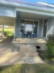 Charming 2-bedroom farmhouse in wonderful Gleason with AC, WiFi
